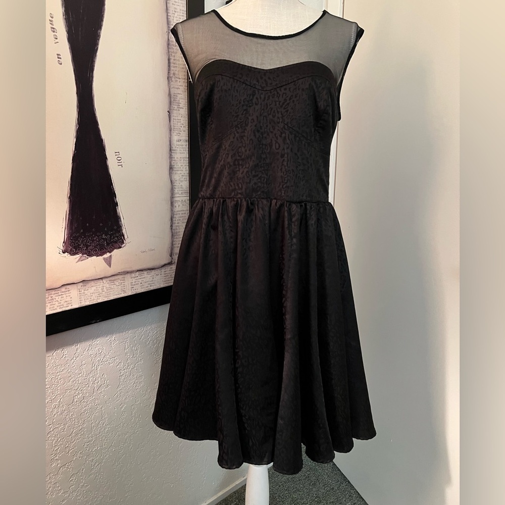Guess Elegant Black Sleeveless Dress